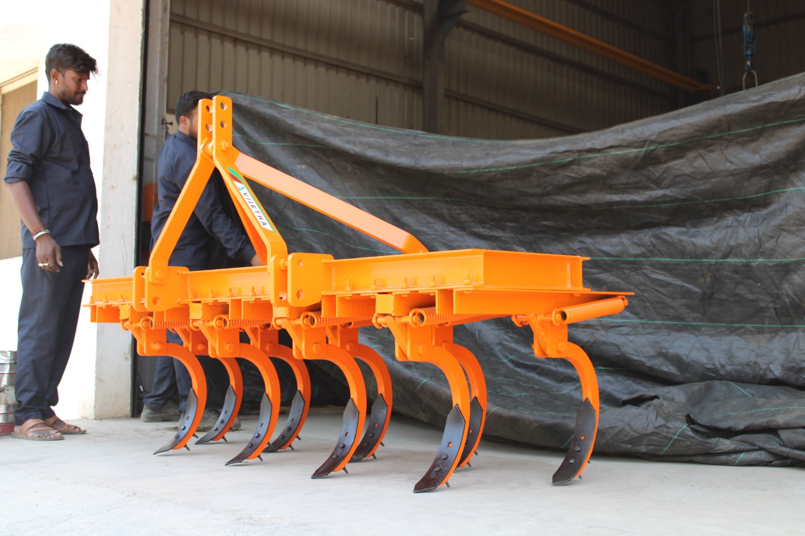 9 Tyne Cultivator — workshop